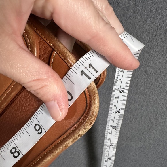 Vintage Dooney & Bourke All Weather Leather Shoulder Crossbody Bag USA 11x8 Inch - Picture 16 of 16